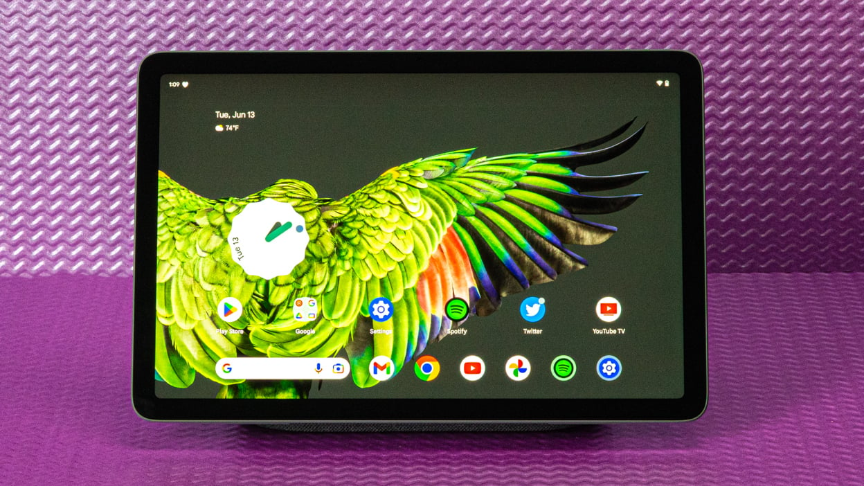 Google’ın Pixel Tablet’i iyi, ancak hoparlör yuvası her şeyi değiştiriyor